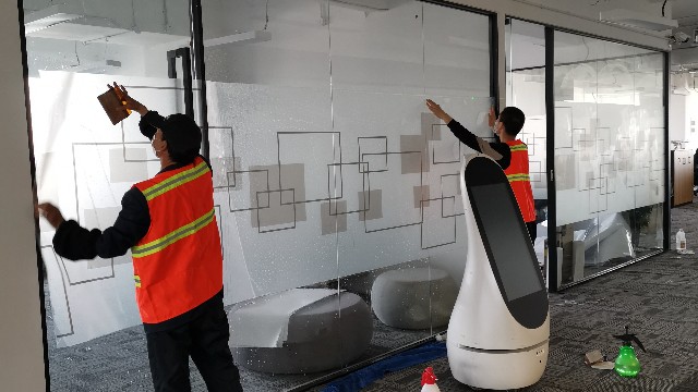 磨砂貼紙和透明貼紙有什么區(qū)別？